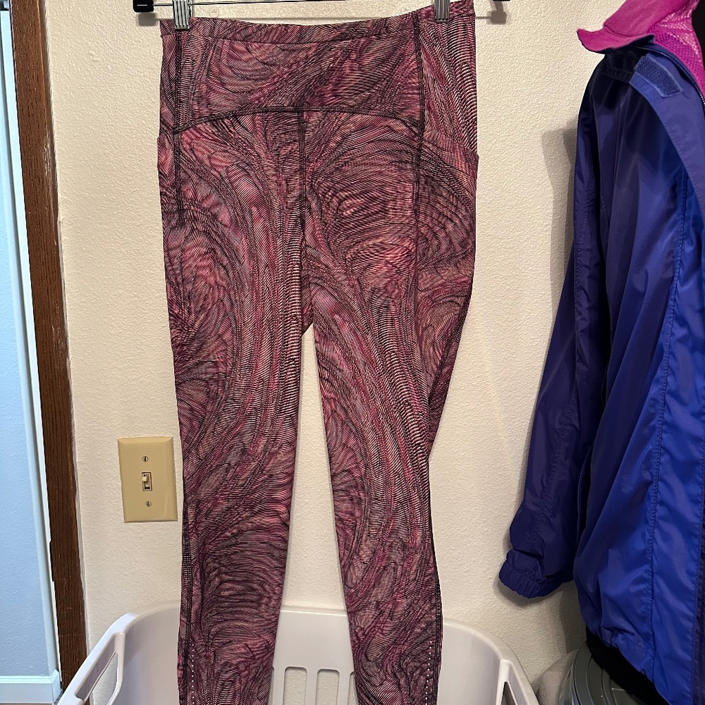 Lululemon Swift Speed High-Rise Tight 28"